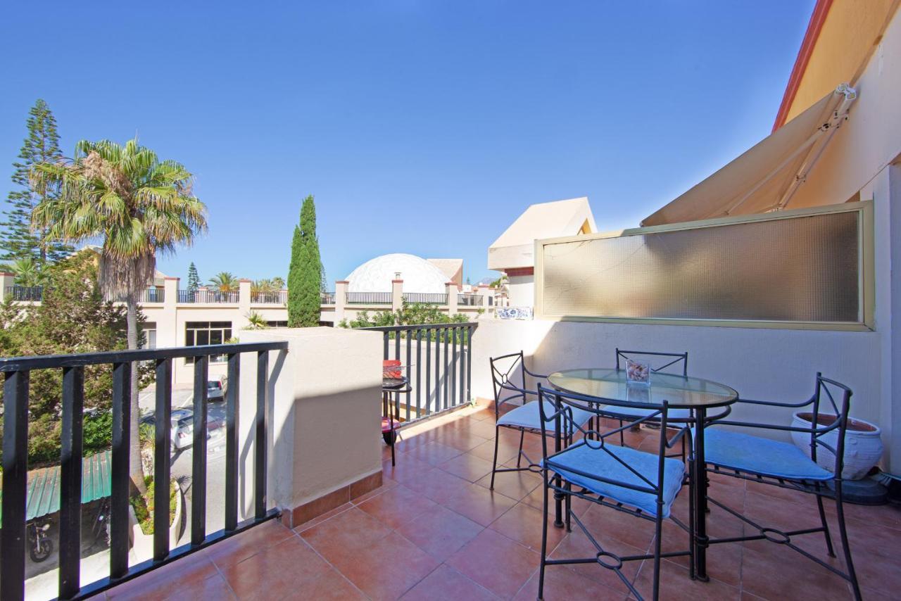 Romana Playa Studio Elviria Марбелья Экстерьер фото