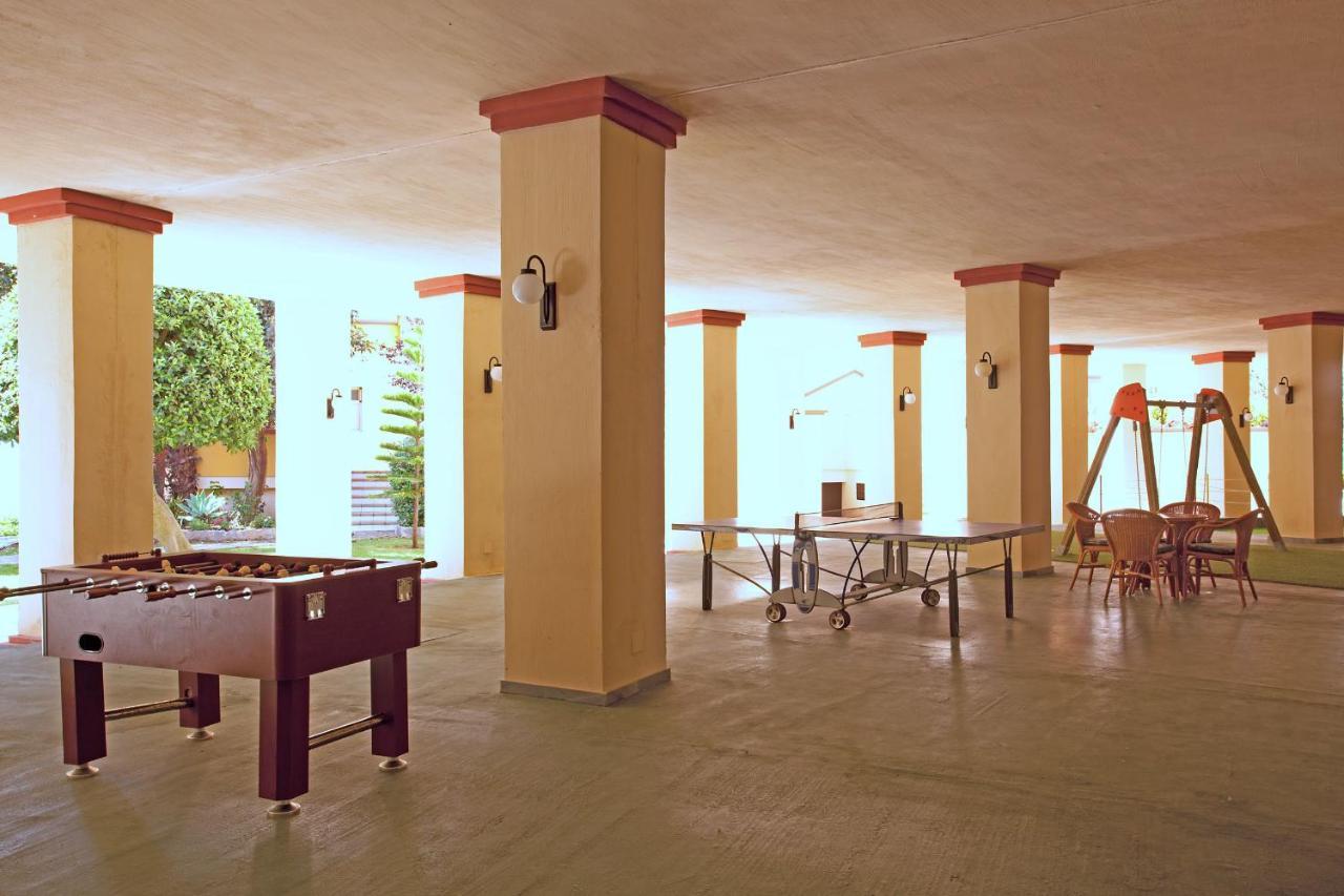 Romana Playa Studio Elviria Марбелья Экстерьер фото